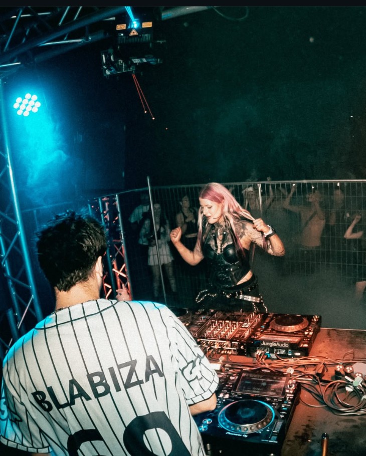 BLABIZA performing live